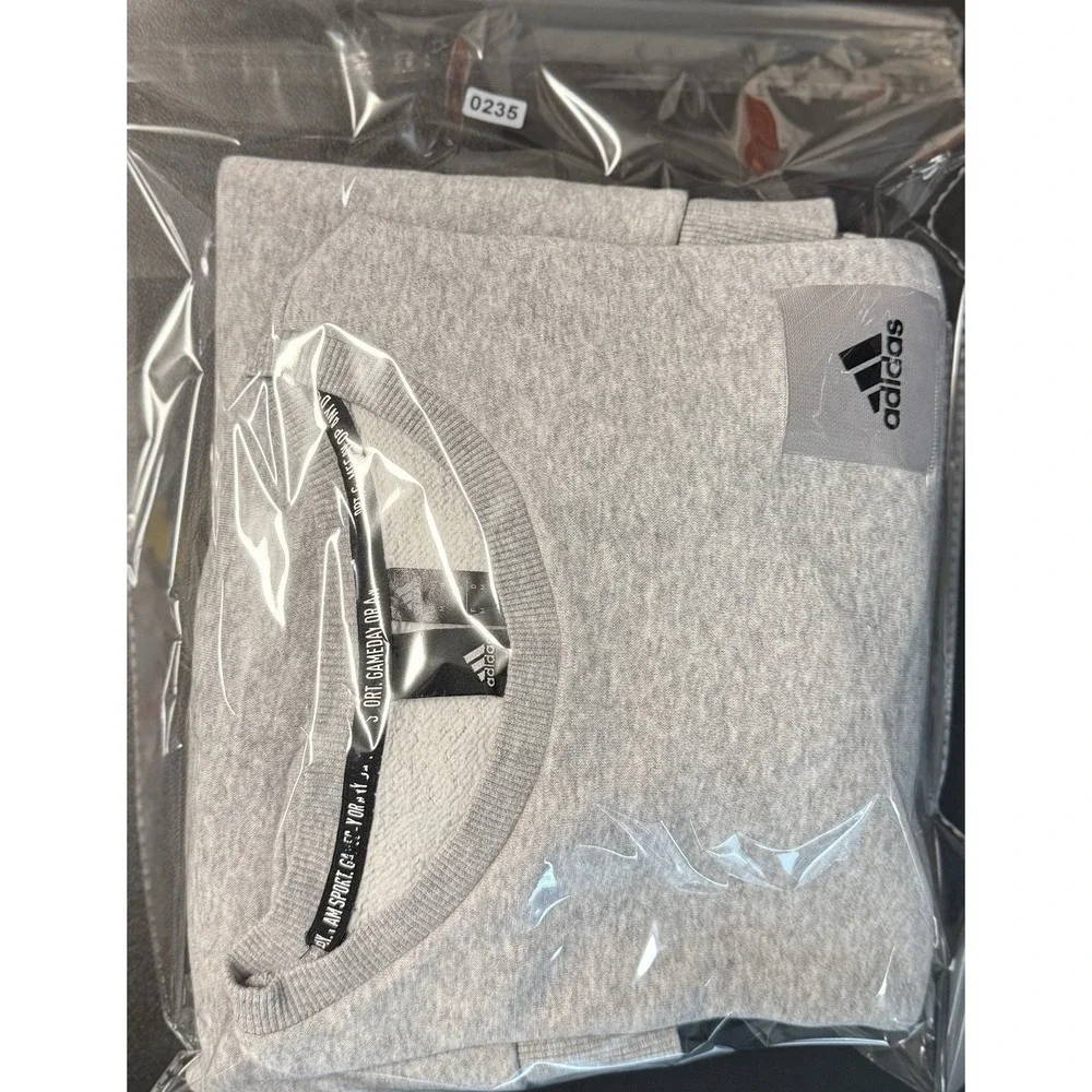 Adidas Mens Medium Gray Crewneck Sweatshirt 3 Stripe Athletic Pullover